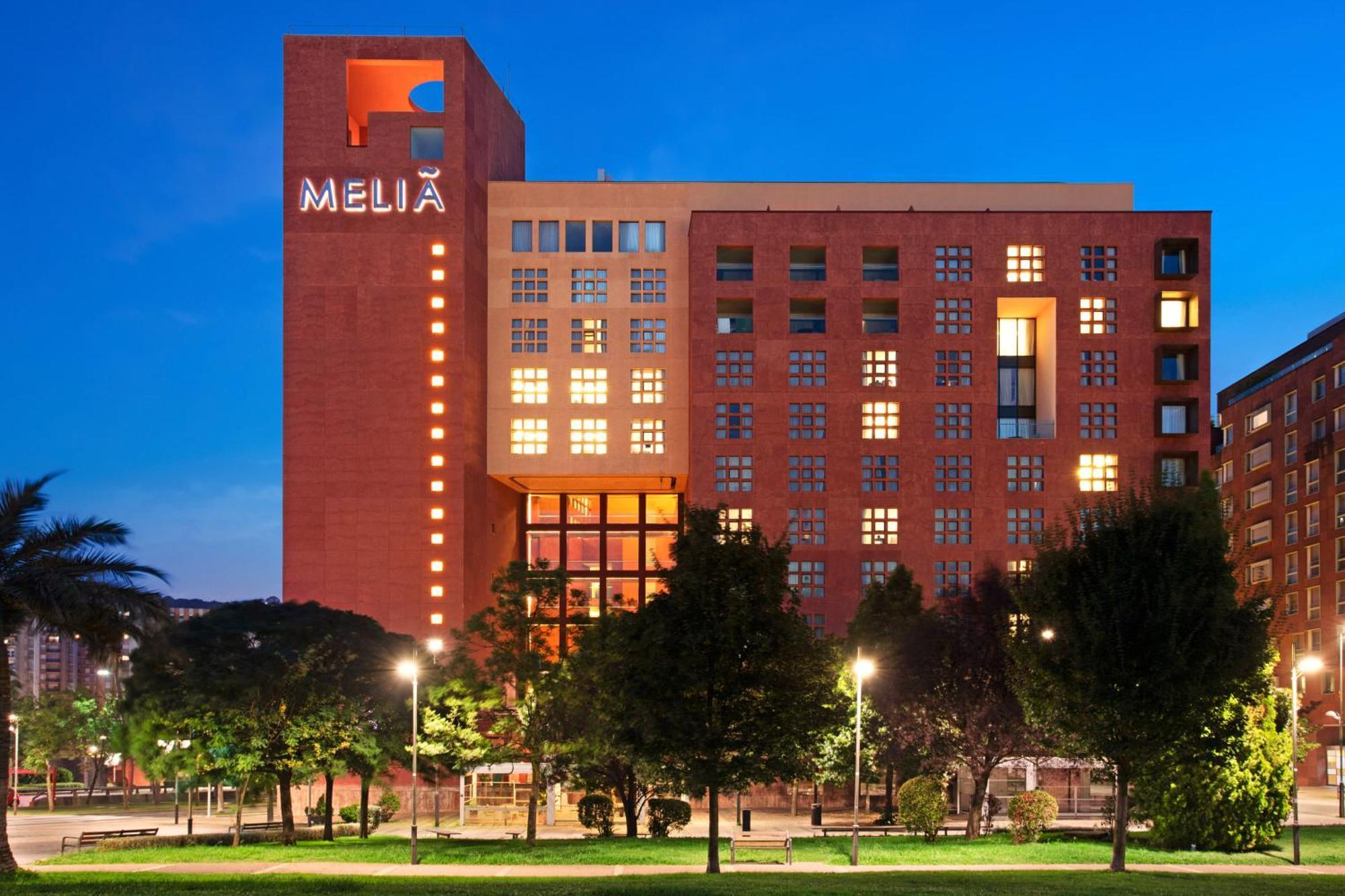 Hotel Melia Bilbao Exterior photo